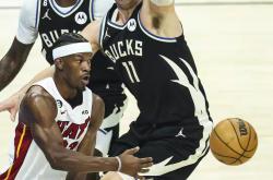 九游娱乐-包含Ming连续十五场比赛得分超过突破纪录，雄鹿挑战极限！的词条