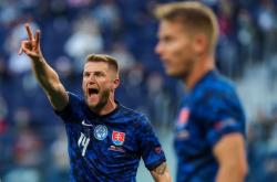 九游娱乐-关于莱万多夫斯基爆冷击败西班牙队，大胜引爆全场！的信息