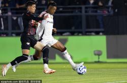 九游体育-Doinb新星败北表现突出，掘金前途光明！引发球迷热议(lpl遗憾去哪了)